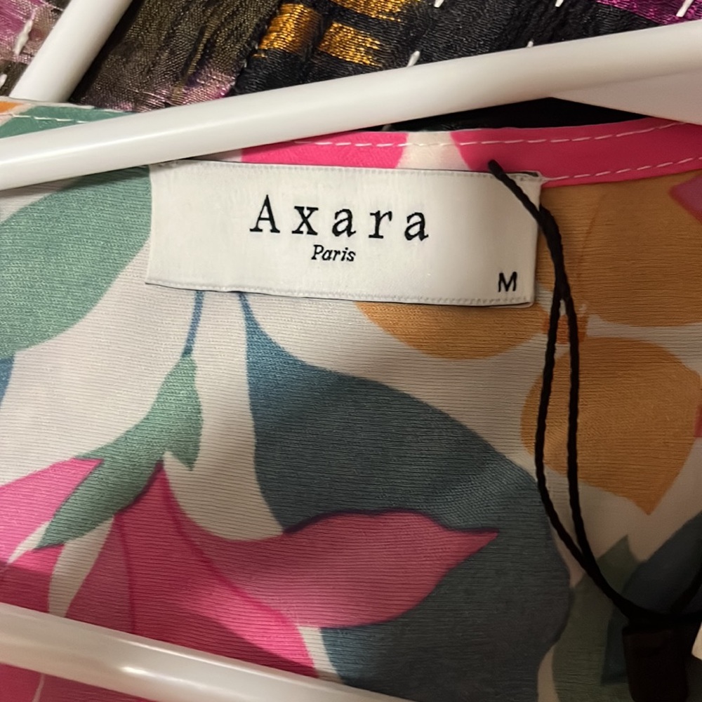 Axara wrap around floral dress - Picture 5 of 9